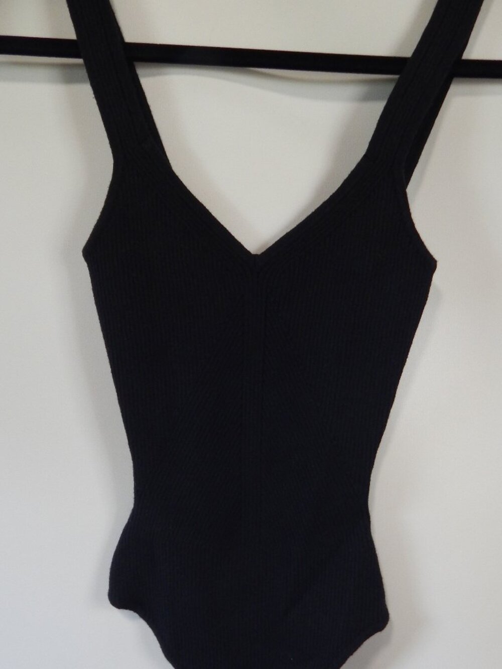 Abercrombie & Fitch Elevated Mixed Rib Knit V-Neck Bodysuit NWT XS
